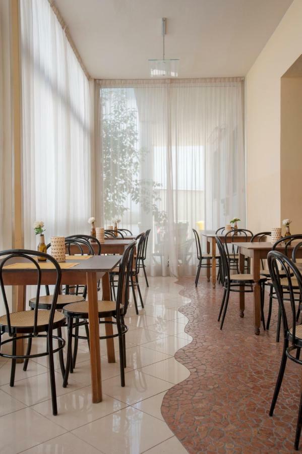 Villa Silvie Rose Cesenatico Exterior photo